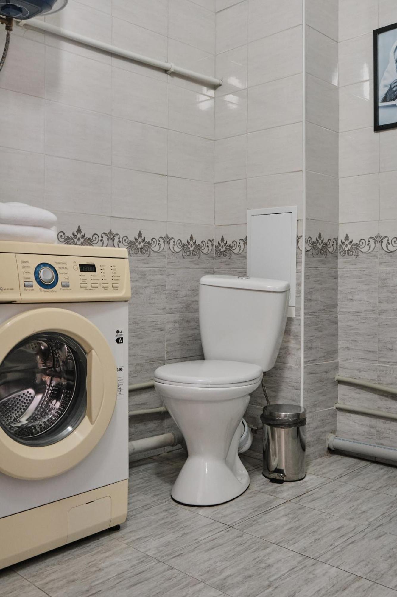 Seven City Apartments 세메이 외부 사진