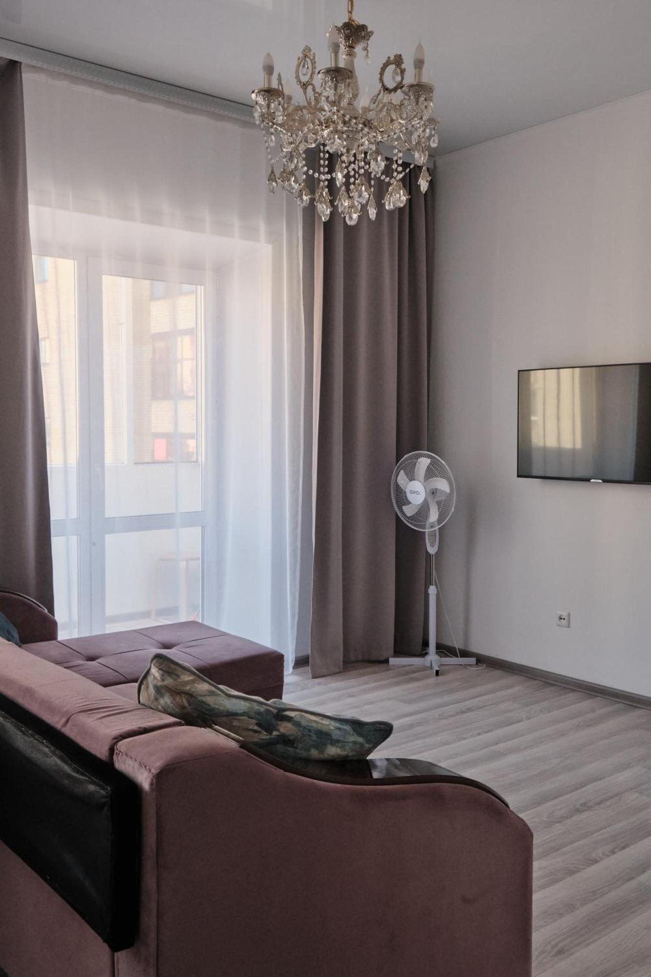 Seven City Apartments 세메이 외부 사진