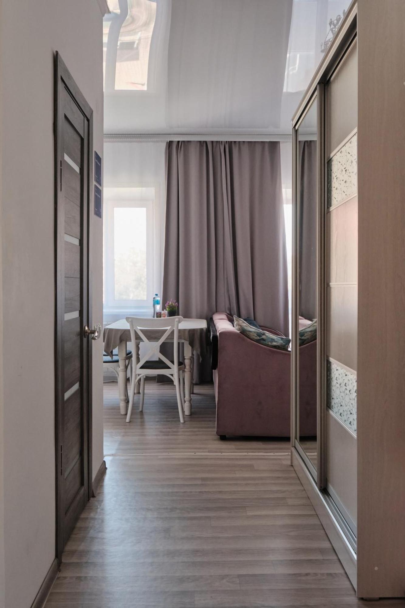 Seven City Apartments 세메이 외부 사진