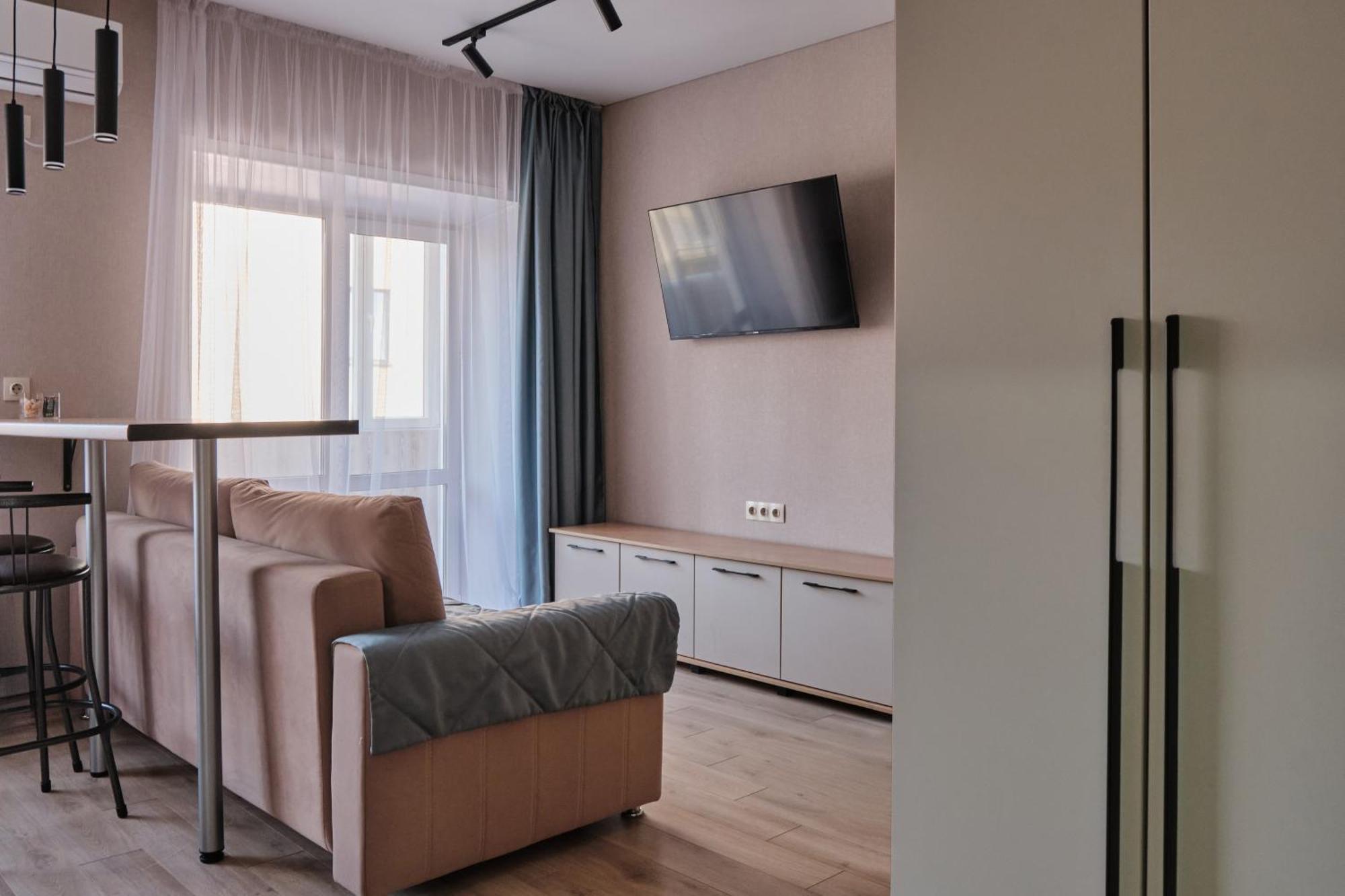 Seven City Apartments 세메이 외부 사진